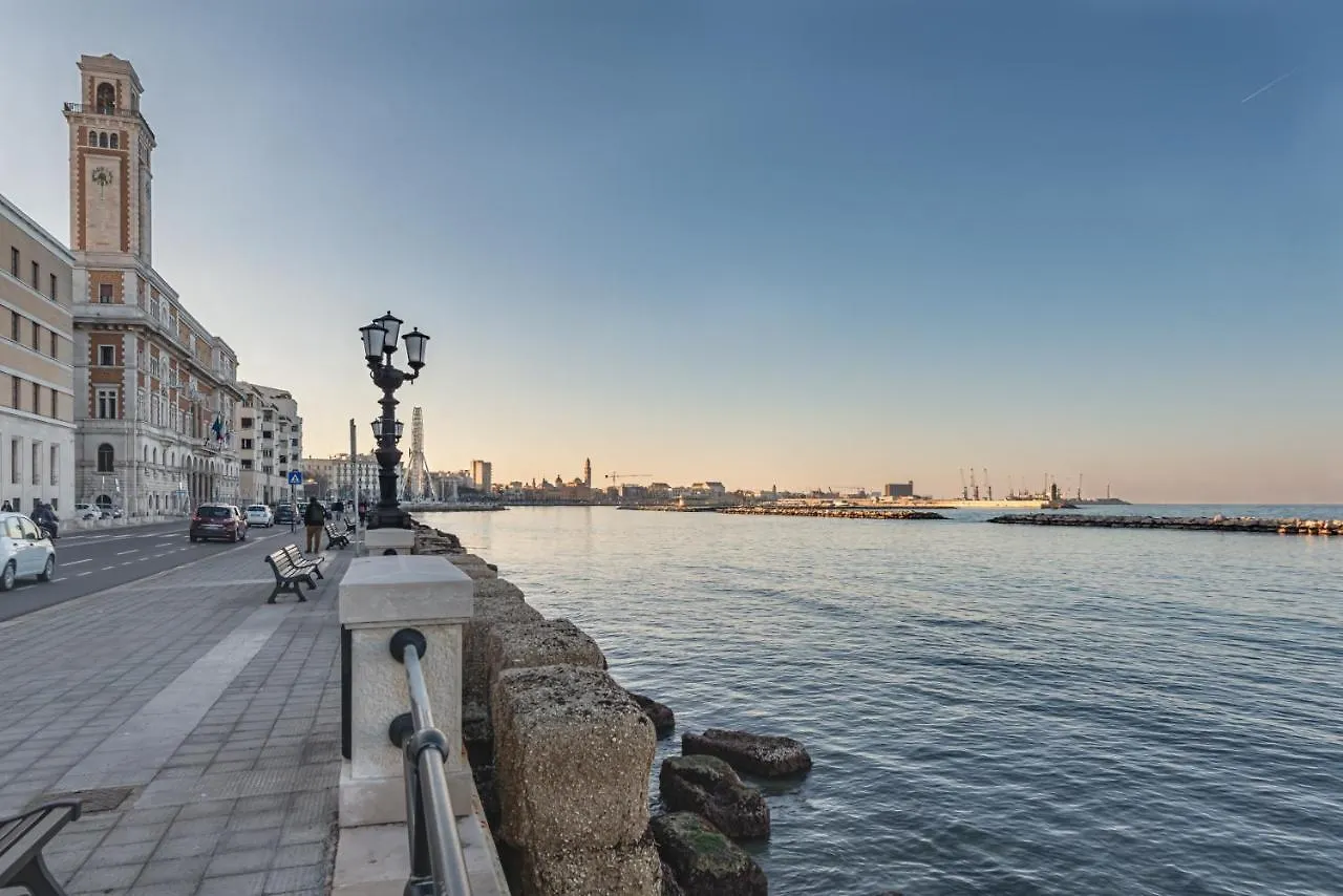 La Rosa Dei Venti Apartment Bari 0*,  Italia